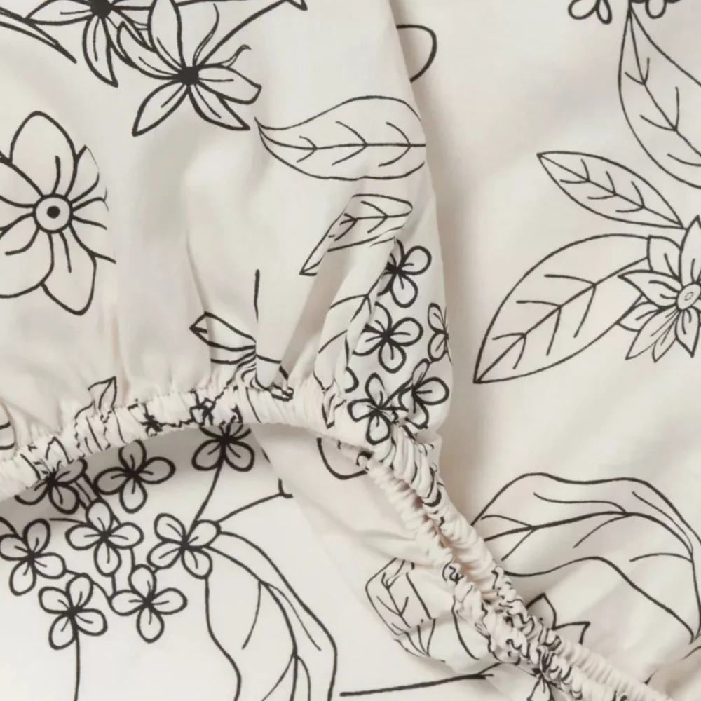 Room Essentials Cotton Blend Full Size 2pc Sheet Set - Dark Gray on White Floral